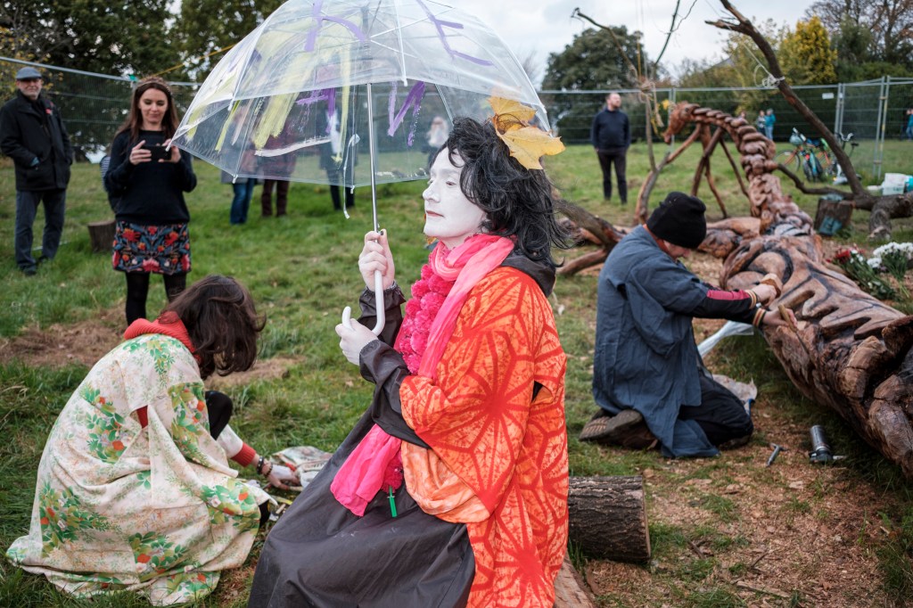 Suicide Memorial Tree Sculpture Opening, Brockwell Park – Funded by Lambeth Wellbeing,&nbsp;2021