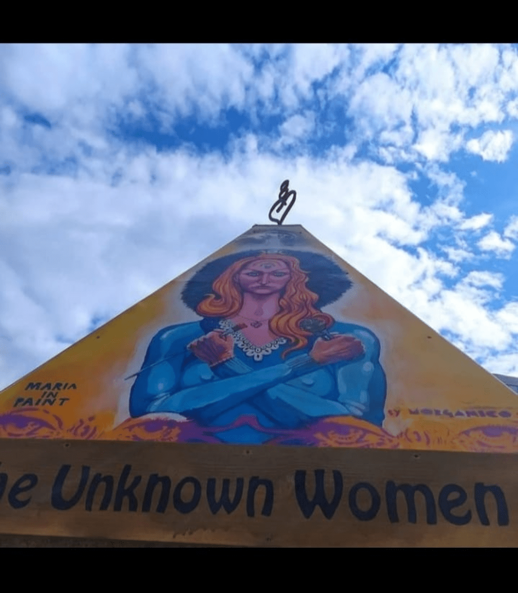 Collaborative Art Project on plinth of former Slave Trader Monument, Docklands. December&nbsp;2020